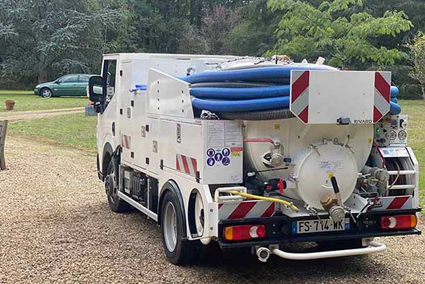L'hydrocurage pour les collectivités et les industriels